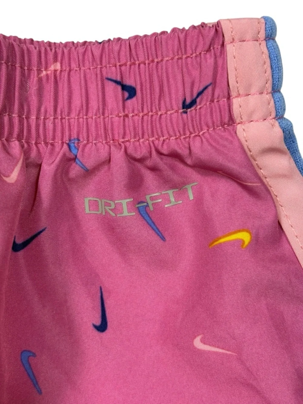 Nike Just Do It White Dri-Fit Tee with Pink & Blue Graphic Multi-Swoosh Shorts - Picture 9 of 12